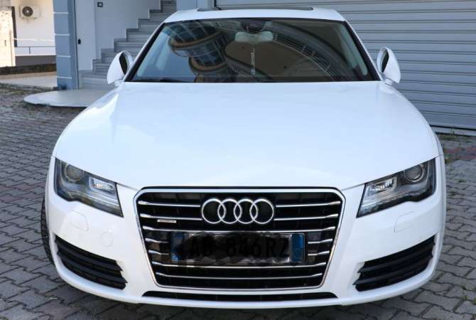 📢Makine me qera Rinas Tirane - Audi A7 duke nisur nga 70 euro dita