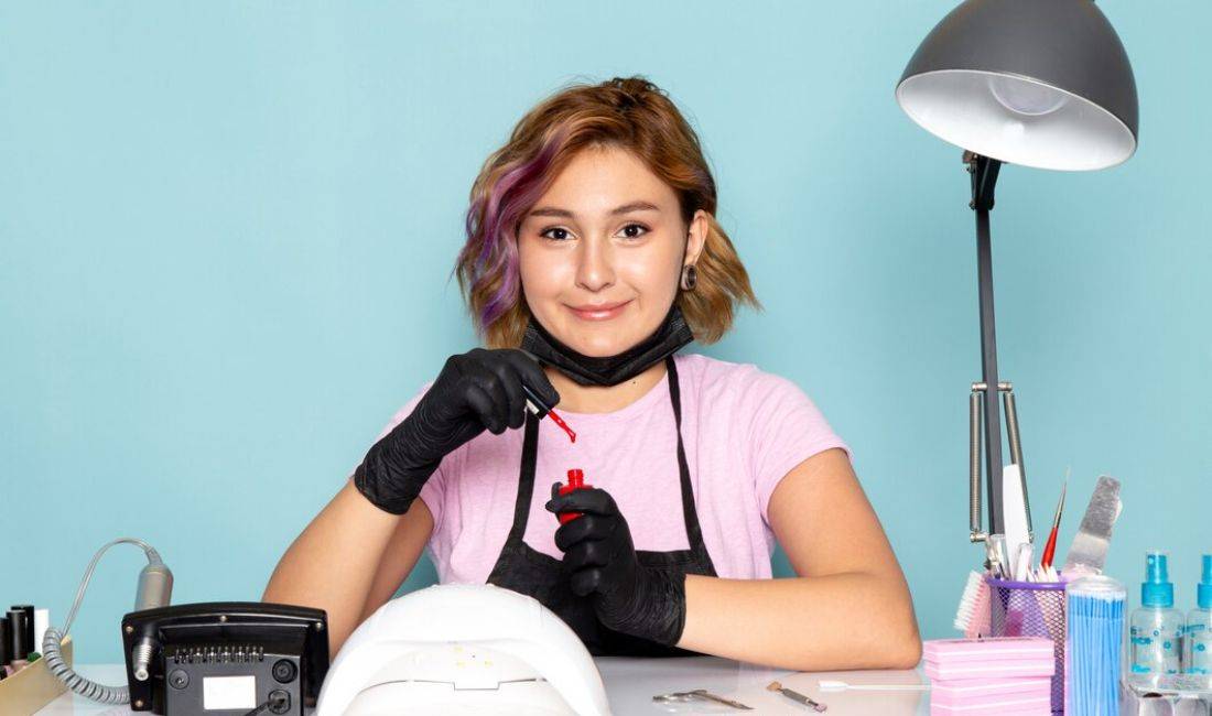 Njoftime Pune ne Tirane, Profesioni Estetiste per Thonj , Me eksperience, Pagesa Me Marreveshje.