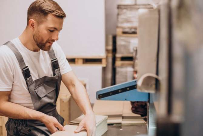 Njoftime Pune per Usta Marangoz ne Tirane