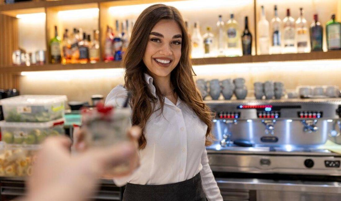 Njoftime Pune ne Tirane, Profesioni Banakiere , Fillestar/Pak eksperience, Pagesa Me Marreveshje.