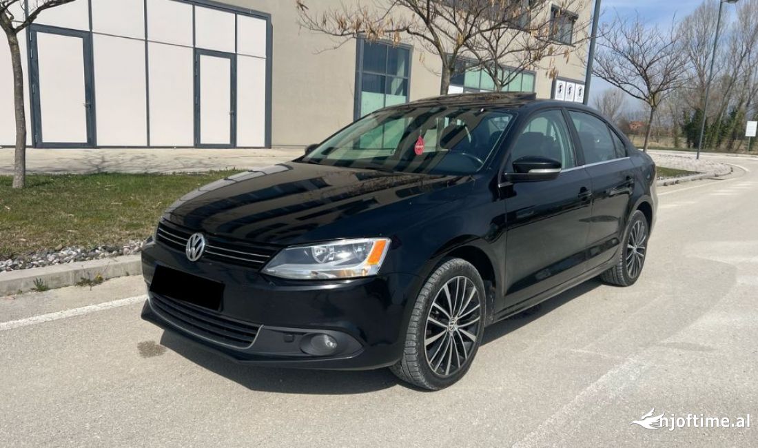 Makina me qera Volkswagen Jetta per 30 euro dita
