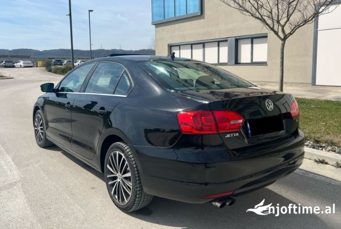 Makina me qera Volkswagen Jetta per 30 euro dita