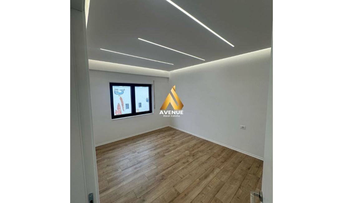 Apartment for sale in Tirana 1+1, Emty
