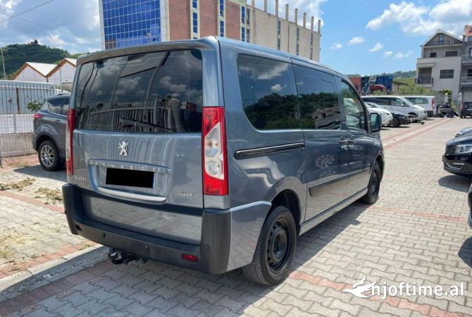 Noleggio Auto a Tirana - 60 Euro