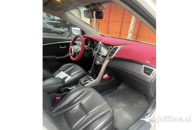 Noleggio Auto a Tirana - 40 Euro