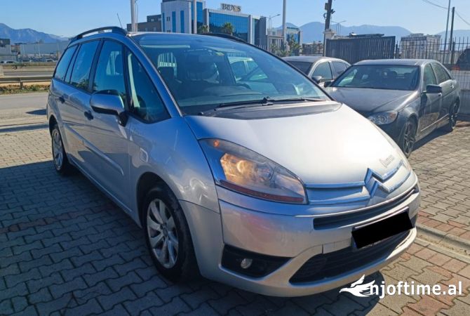 Noleggio Auto a Tirana - 40 Euro