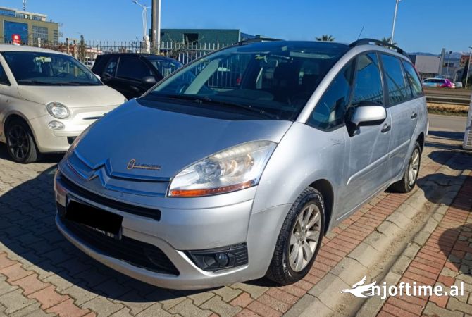 Noleggio Auto a Tirana - 40 Euro