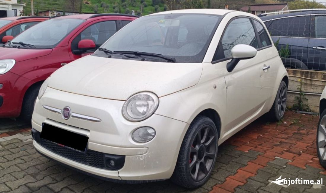 Makina me qera Fiat 500 per vetem 20 euro dita + 7 dite rezervim