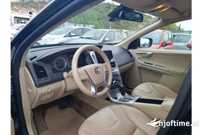 Makina me qera Volvo XC60 per vetem 50 euro dita 