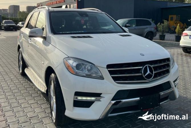 Makina me qera Mercedes Benz Ml suv duke filluar nga70 euro dita 