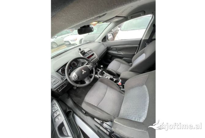 Makina me qera Mitsubishi ASX duke fillua nga 40 euro dita 