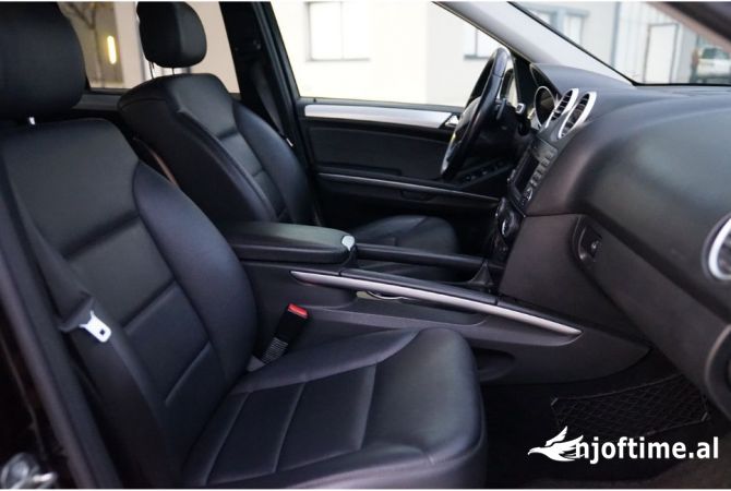 Makina me qera Mercedes Benz ML per vetem 50 euro dita 