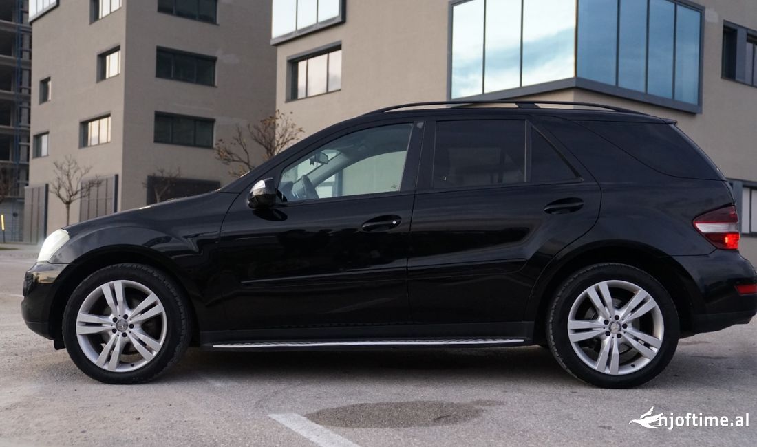 Makina me qera Mercedes Benz ML per vetem 50 euro dita 