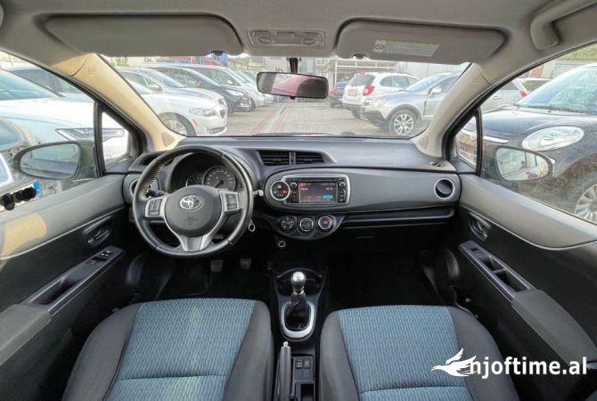 Makina me qera Toyota Yaris per vetem 30 euro dita 