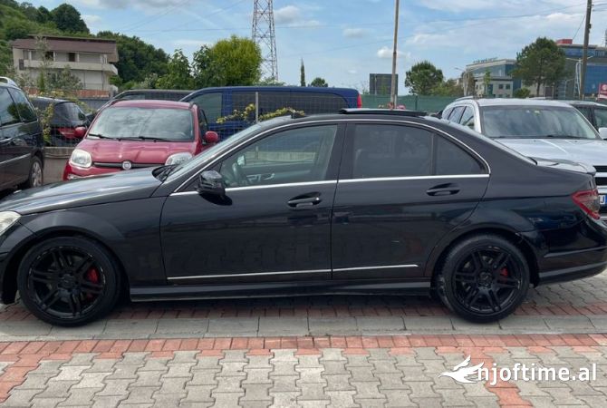 Makina me qera ne Tirane - 45 Euro