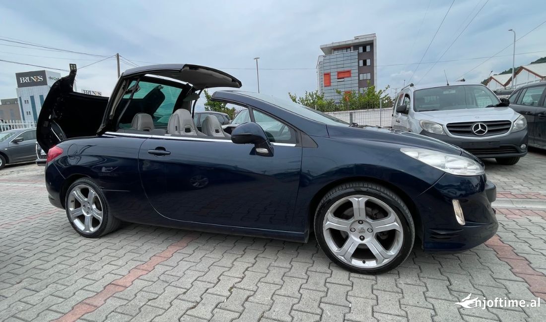 Makina me qera ne Rinas Tirane - Peugeot Cabriole per vetem 45 euro dita 
