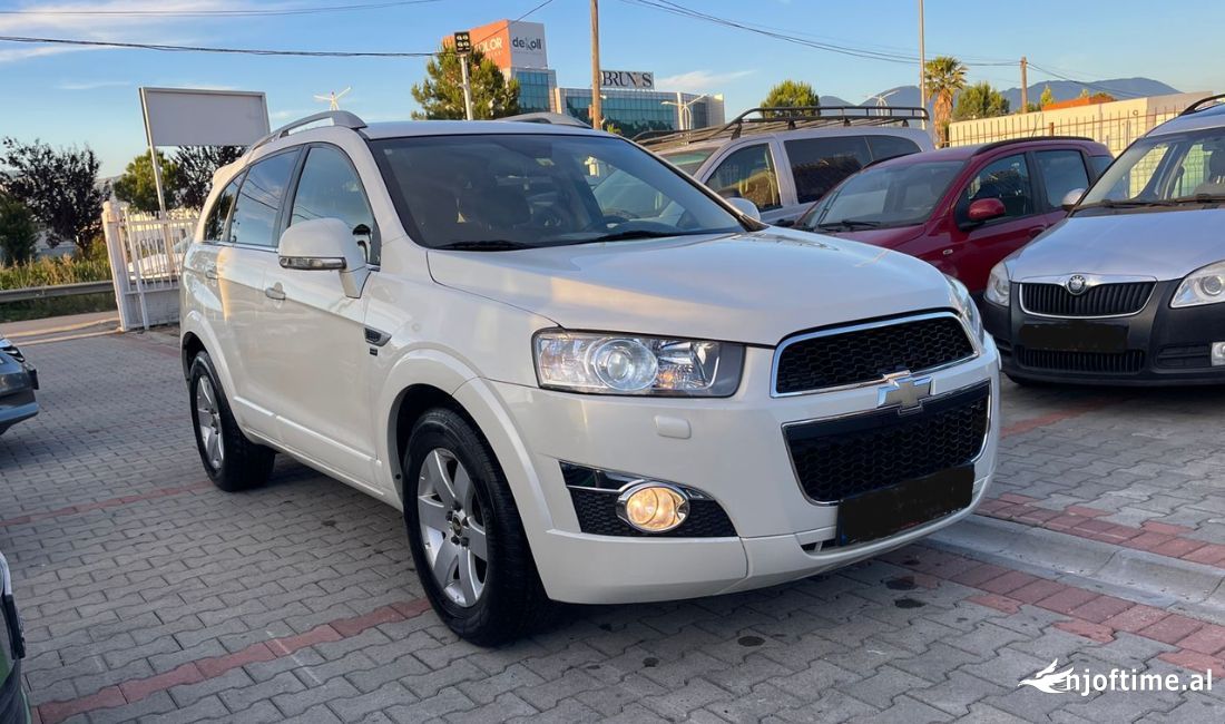 Makina me qera Chevrolet 7 vendeshe per vetem 40 euro dita 
