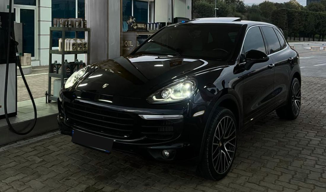 Makina me qera ne Rinas Tirane - Porche Cayenne S per vetem 150 euro dita 