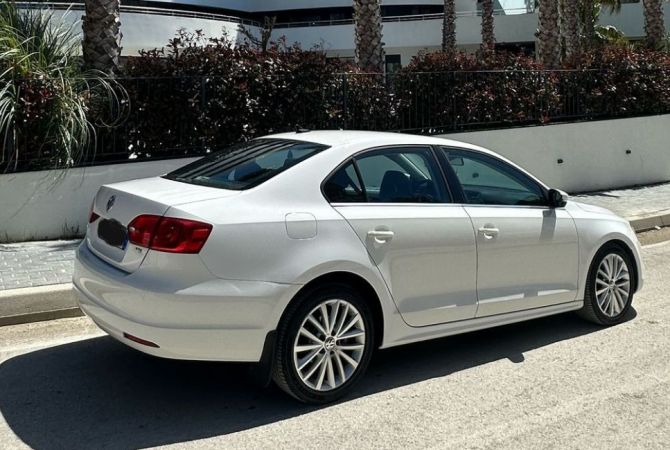 Makina me qera ne Tirane - 35 Euro