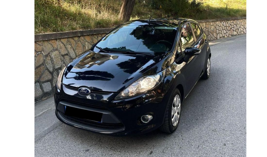 Makina me qera Ford Fiesta per vetem 30 euro dita