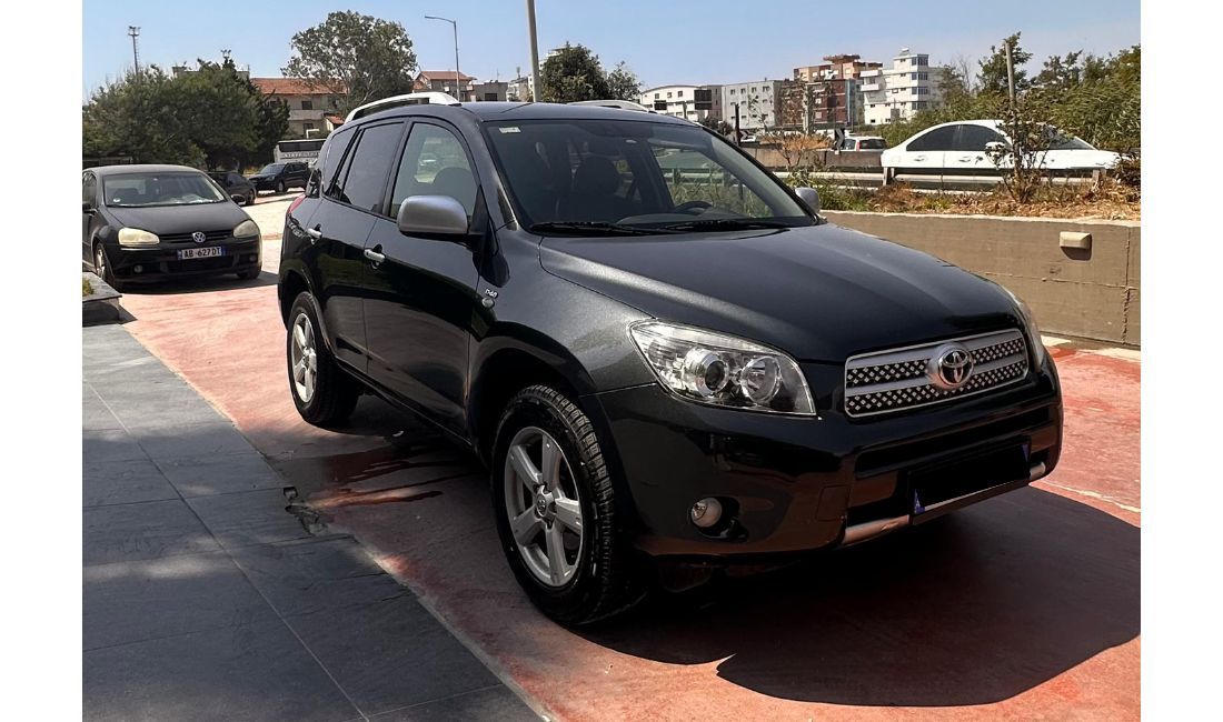 📢Makina me qera Toyota rav4 per vetem 50 euro dita