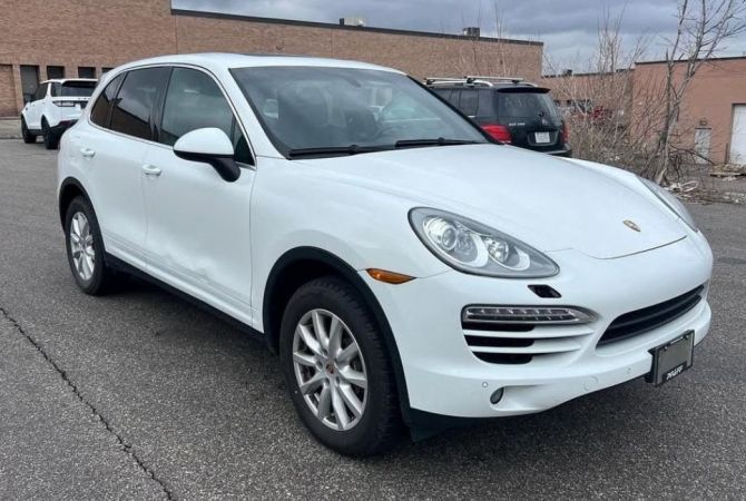 Noleggio Auto a Tirana - 100 Euro