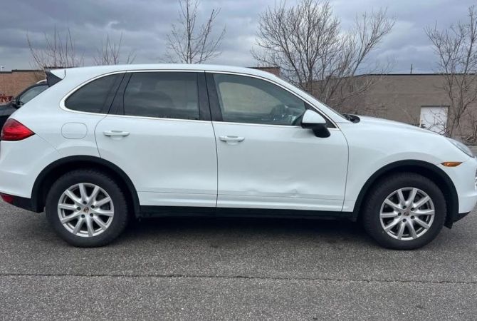 Noleggio Auto a Tirana - 100 Euro