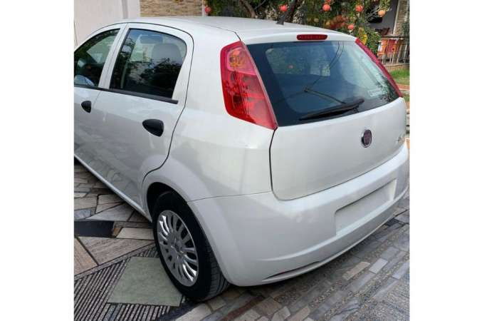 Noleggio Auto a Tirana - 20 Euro