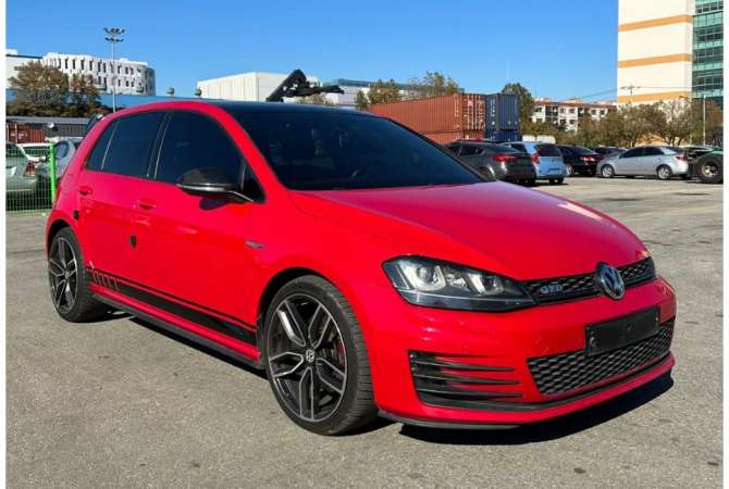 Jepet makina Golf 6 2011 2.0 Rline automat me qera duke filluar nga 55 euro