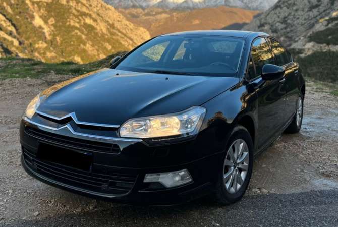 Makina me qera ne Tirane - 50 Euro