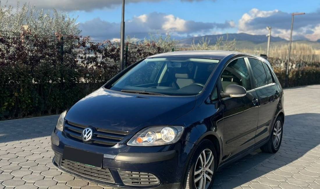 Jepet me qera Golf 5 plus duke filluar nga 55 euro dita
