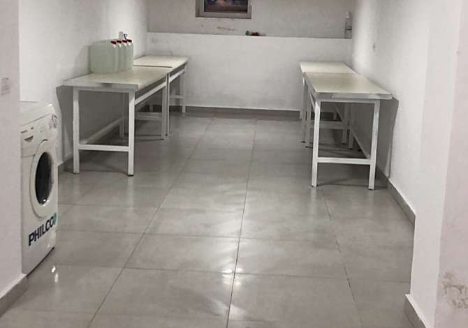 Ambient biznesi me qera 4+1 ne Tirane - 20,000 Leke