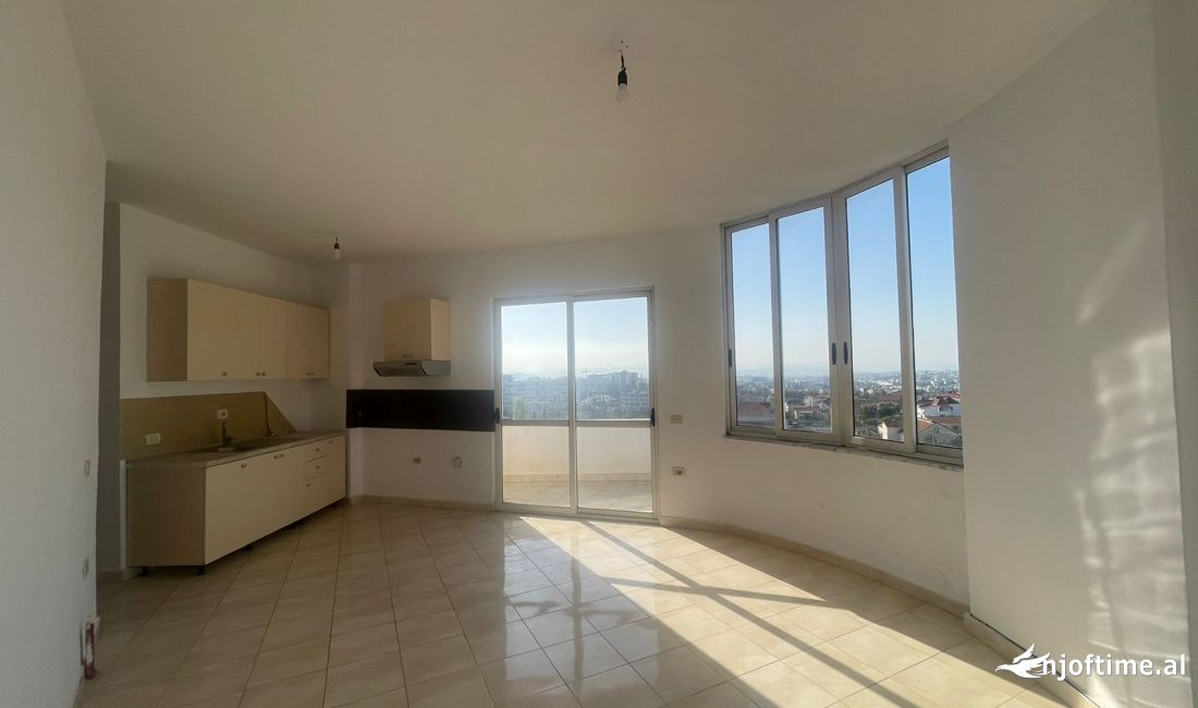 Shtepi ne shitje Apartament ne Tirane, 1+1, Mobilimi Bosh, pa mobiluar, Pagesa 7,000,000  Euro.