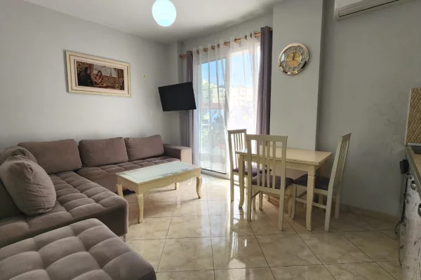 Shtepi ne shitje Apartament ne Tirane, 1+1, Mobilimi E mobiluar, Pagesa 8,990,000  Leke.