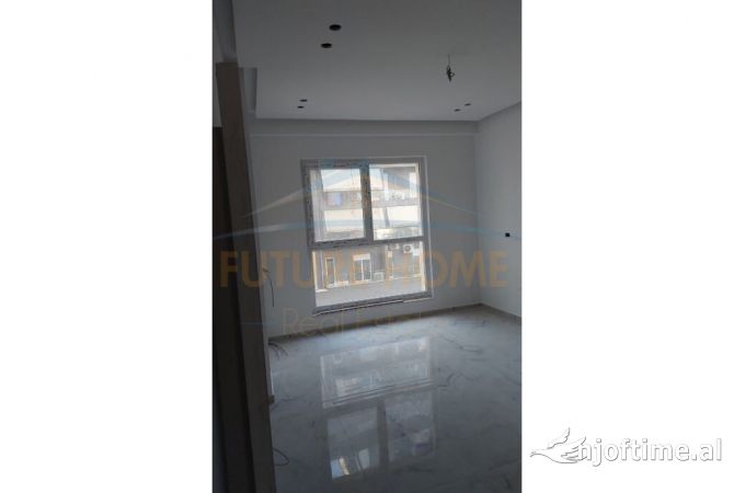 Shtepi ne shitje Apartament ne Tirane, 1+1, Mobilimi Bosh, pa mobiluar, Pagesa 120,000  Euro.