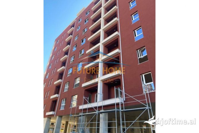 Shitet, Apartament 1+1, Laprake, Tirane.