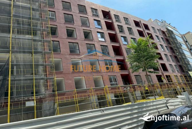 Shtepi ne shitje Apartament ne Tirane, 1+1, Mobilimi Bosh, pa mobiluar, Pagesa 120,000  Euro.