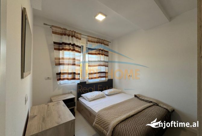 Shtepi ne shitje Apartament ne Tirane, 2+1, Mobilimi E mobiluar, Pagesa 237,000  Euro.