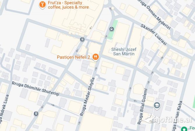 Shitet, Apartament 2+1, Komuna e Parisit