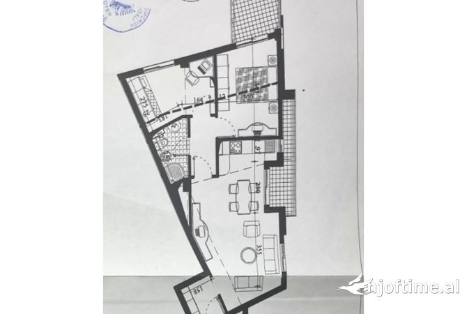 Shtepi ne shitje Apartament ne Tirane, 2+1, Mobilimi Bosh, pa mobiluar, Pagesa 220,000  Euro.