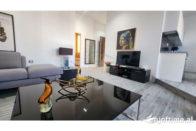 Noleggio Auto 2+1 a Tirana - 900 Euro