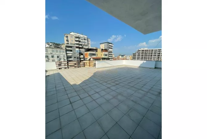 Shtepi ne shitje Apartament ne Tirane, 3+1, Mobilimi Bosh, pa mobiluar, Pagesa 235,000  Euro.