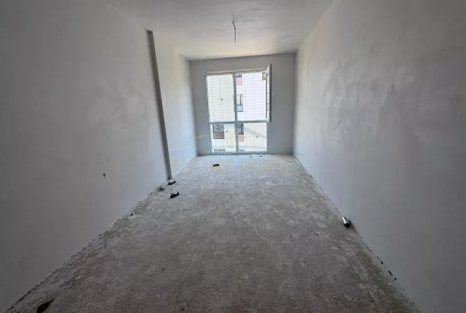 Shitet, Apartament 2+1+2, Lake Side Rezidence,Liqeni i Thate.