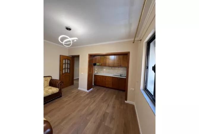 Shitet, Apartament 2+1, Oxhaku, Tirane.
