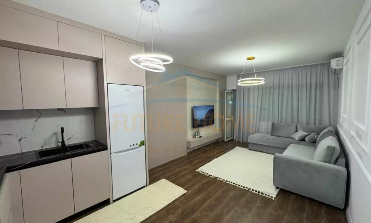 Shtepi ne shitje Apartament ne Tirane, 1+1, Mobilimi E mobiluar, Pagesa 105,000  Euro.