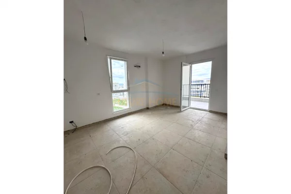 Shitet, Apartament 1+1, Univers City