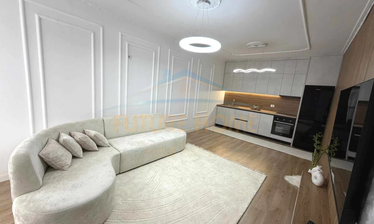 Shtepi ne shitje Apartament ne Tirane, 2+1, Mobilimi E mobiluar, Pagesa 173,000  Euro.