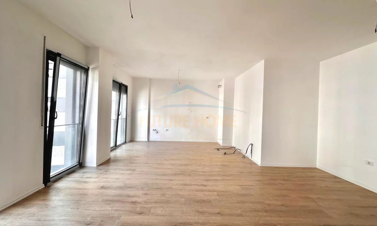Shtepi ne shitje Apartament ne Tirane, 2+1, Mobilimi Bosh, pa mobiluar, Pagesa 187,000  Euro.