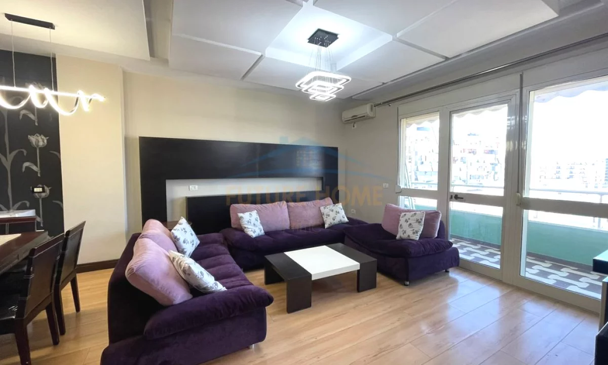Shtepi ne shitje Apartament ne Tirane, 2+1, Mobilimi E mobiluar, Pagesa 157,000  Euro.