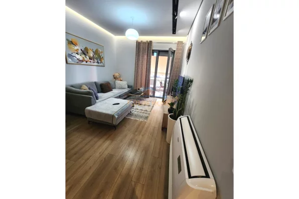 Shitje, Apartament 1+1 , Kompleksi Deliorgji, Tiranë.